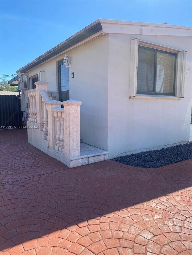 Photo - 3181 SW 84th Ct Unit 1