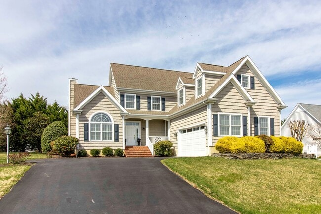 Building Photo - SHORT TERM - FURNISHED OR UNFURNISHED - SINGLE FAMILY - RBYCC