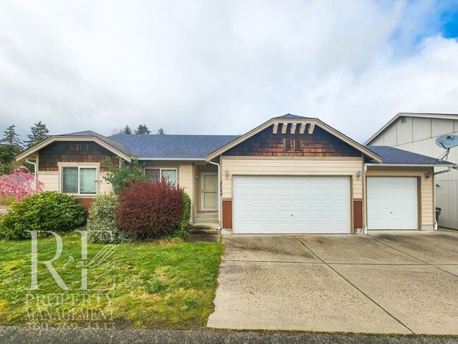 Building Photo - Beautiful Single-Story Home with Hardwood Floors, 3-Car Garage & Expansive Backyard