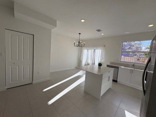 Building Photo - 27700 SW 156th Ct