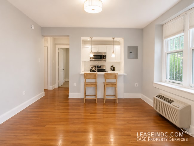 Photo - 2410 20th St NW Unit #6