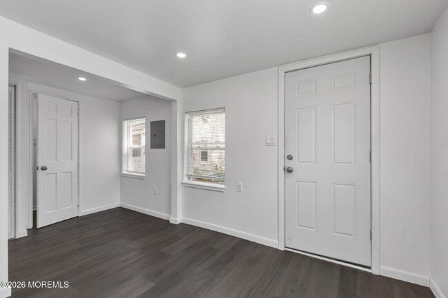 Photo - 18 5th St