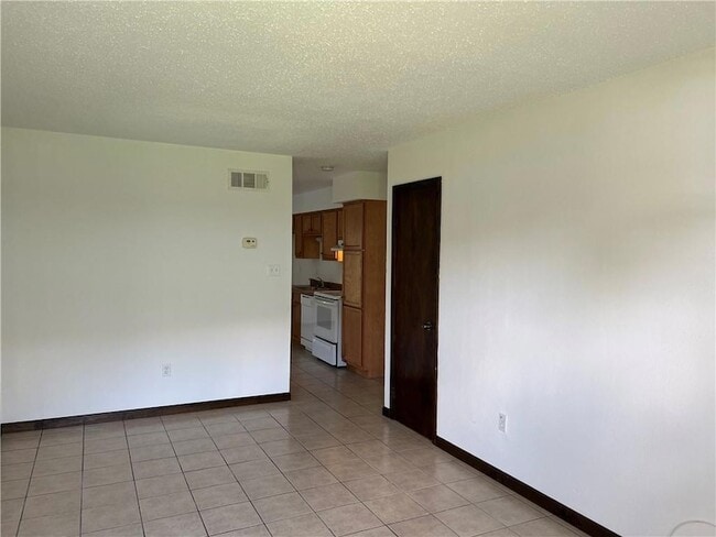824 Early St Unit 1