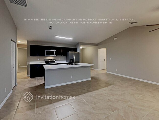 Photo - 365 SW Ridgecrest Dr