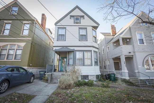 Photo - 2615 Eden Ave Apartamentos