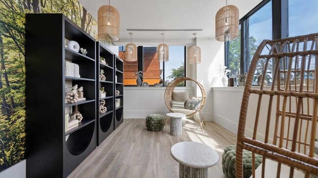 Photo - Revio Revere Beach