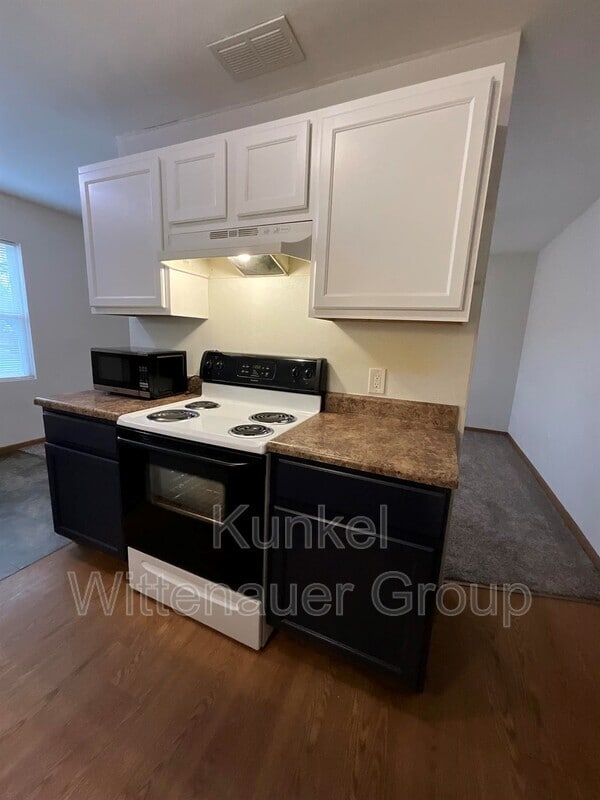 Photo - 1810 Jamestown Rd