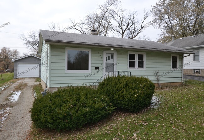 Building Photo - 205 Algonquin St