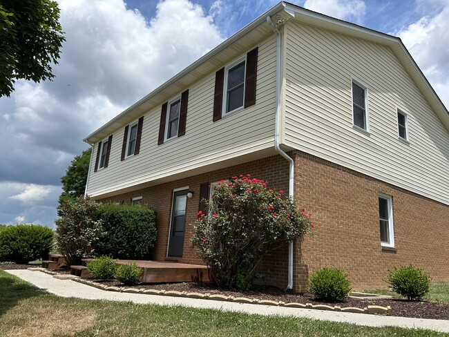 Photo - 2836 Walls Branch Rd Townhome