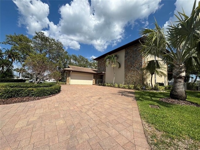 Building Photo - 10073 S Yacht Club Dr Rental