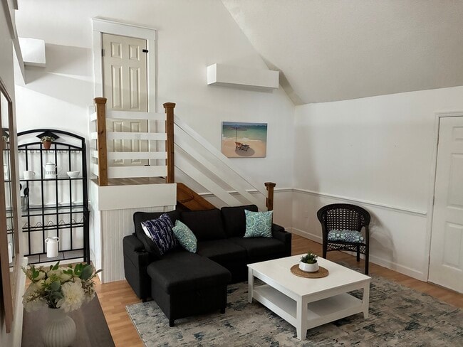 Photo - 7447 Hawkins Rd Unidad 1