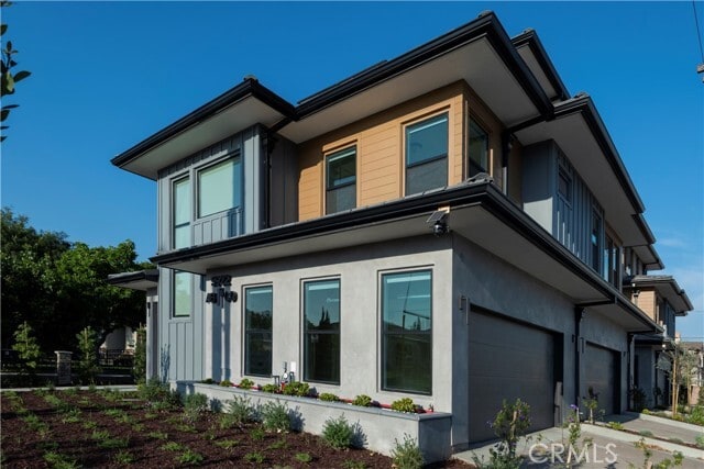 Building Photo - 5922 Encinita Ave Unit B