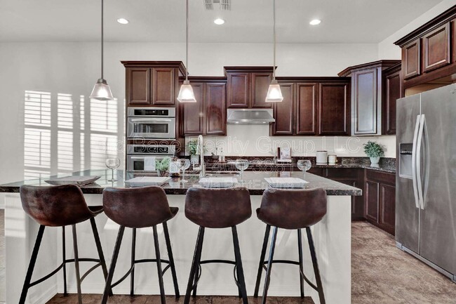 Photo - 20465 W Ridge Rd