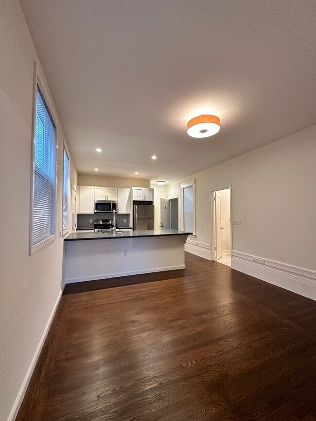 Photo - 1966 Union St