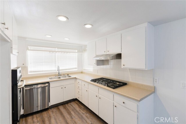 Photo - 256 Avenida Lobeiro Unidad D