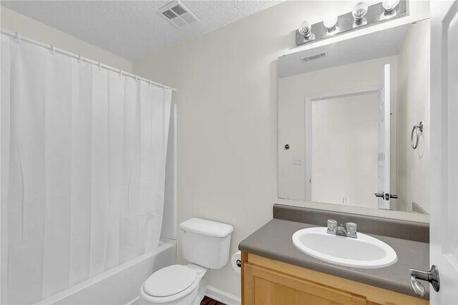 Photo - 1431 Harts Ridge Dr