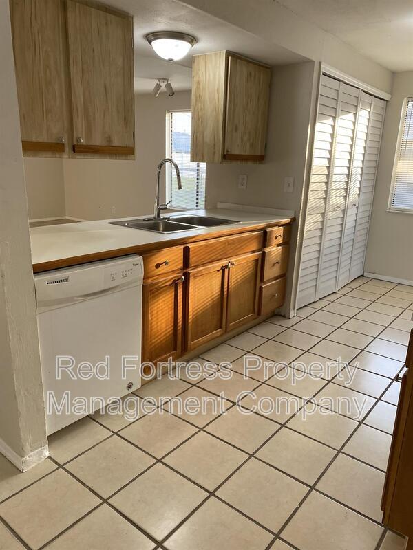 Photo - 1424 SE 11th St House