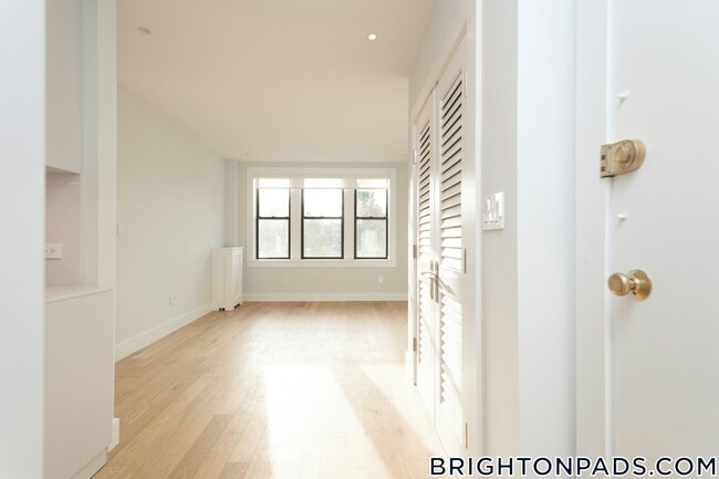 Photo - 8 Elko St Unit 7