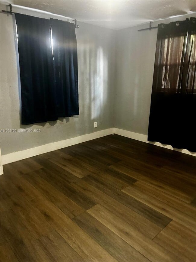 Photo - 4510 SW 38th St Unit 1