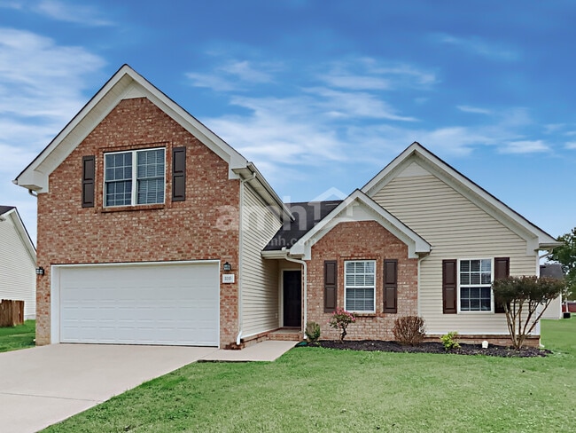 Building Photo - 3215 Cinch Ct