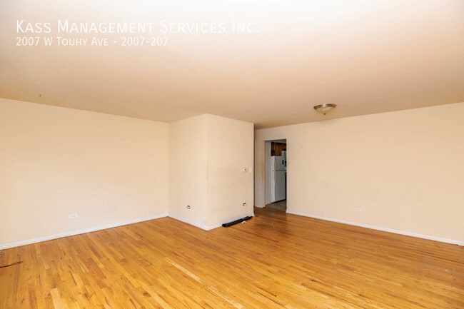 2007 W Touhy Ave Unit 2007-207