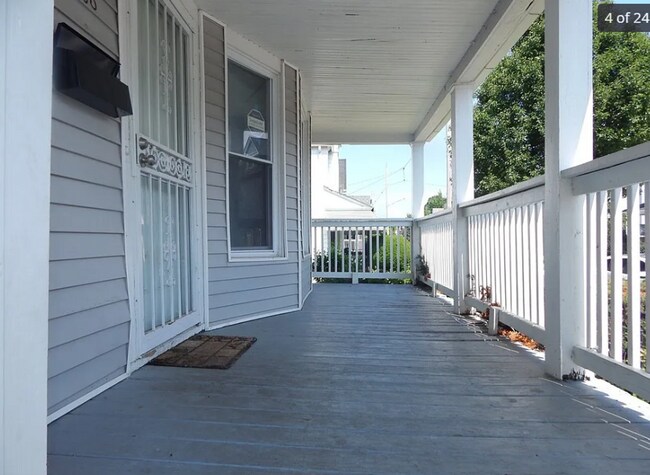 Photo - 10805 Hull Ave