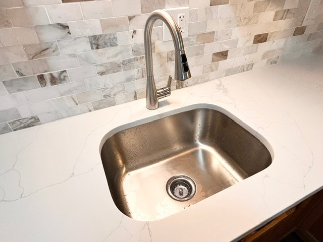 389 S Main St Unit 8