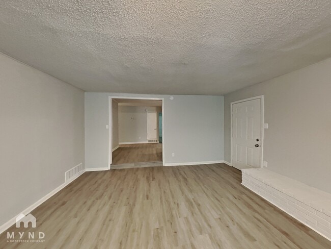 Photo - 3775 Emerson Ave