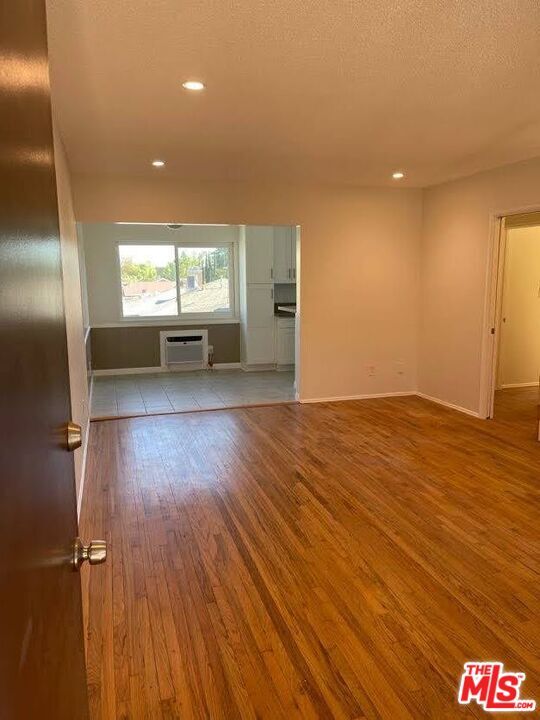 Photo - 6610 Whitsett Ave Unit 7