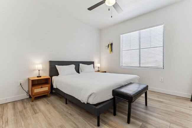 Photo - 9450 W Cabela Dr Unidad SI ID1054666P