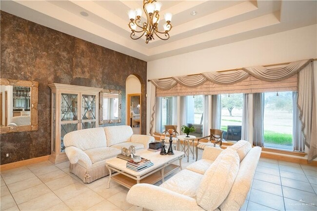 Photo - 23 Red River Dr