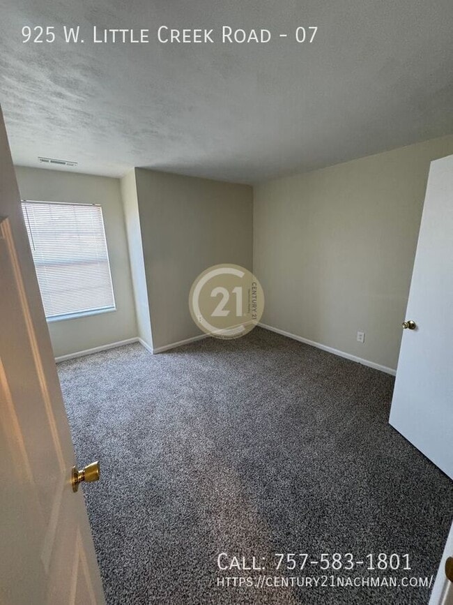 Photo - 925 W Little Creek Rd Unidad 07