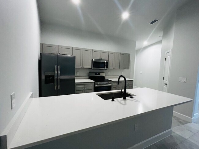 Photo - 4608-4610 SW 8th Ct Unit 4610 SW 8th Ct