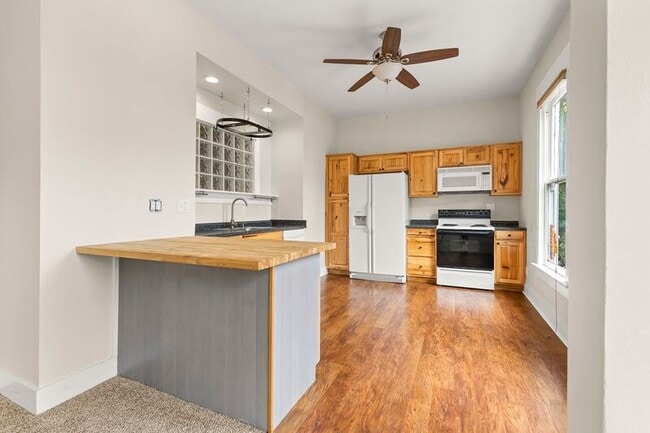 Photo - 2101 NW Hoyt St