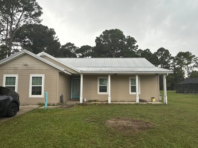 Building Photo - 2209 Frontera St Rental