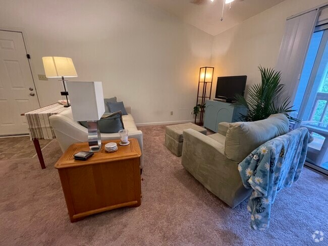 Building Photo - 403 Berryfield Ln Unit Apartment J