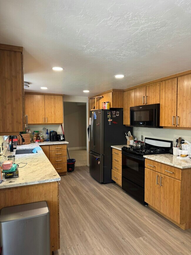Photo - 1242 E Eastridge Cir