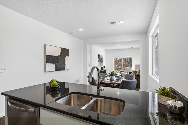 Photo - 14935 117th St