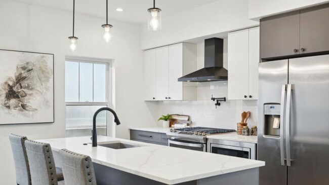 Photo - 9522 Golfview Ln