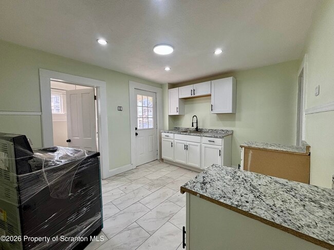 Photo - 1264 S 6th Ave