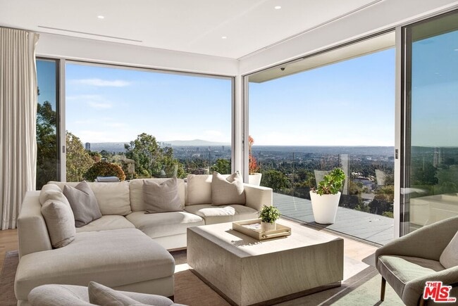 Photo - 9894 Beverly Grove Dr