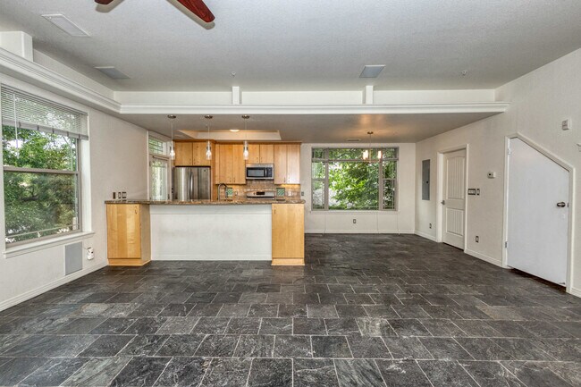 Photo - Brownstone Manor