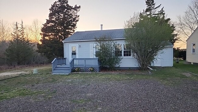 Building Photo - 351 N Genoa Ave Rental