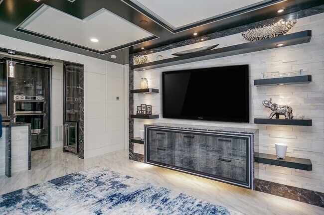 5711 Sugar Hill Dr Unit 29