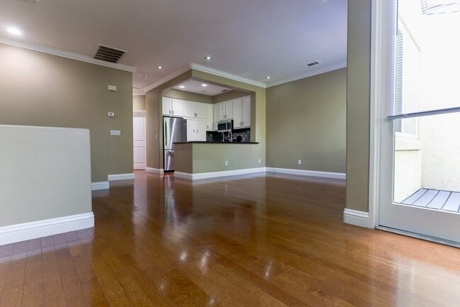 6106 Rancho Brida