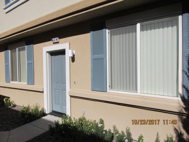 Building Photo - 1751 Pinewood Dr