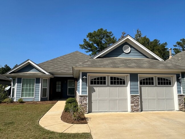 Building Photo - Beautiful Pike Road Home in Woodland Creek