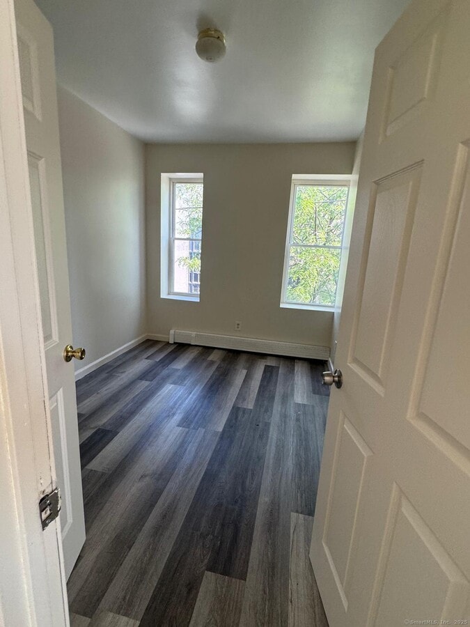 Photo - 1057 E Main St