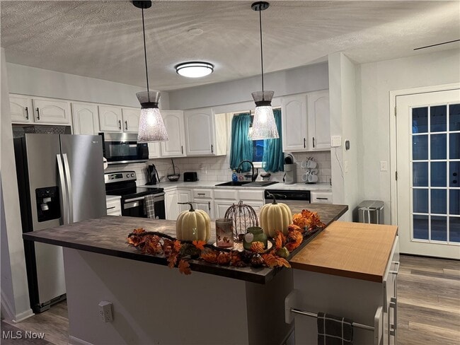 Photo - 2713 Smith Rd