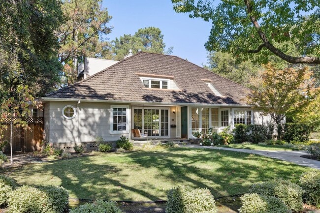 Photo - Beautifully Appointed Atherton Estate with Pool & Outdoor Entertaining